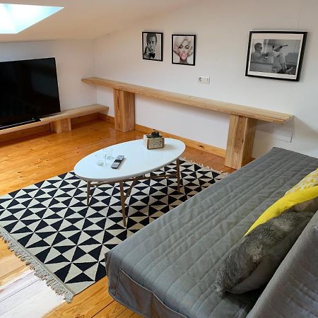 Oktheway Praza Do Conde Apartment Пуентедеуме Екстериор снимка