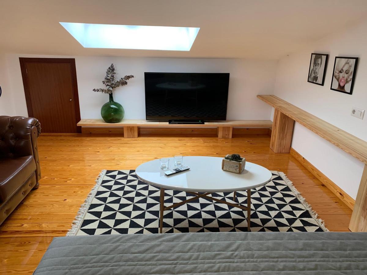 Oktheway Praza Do Conde Apartment Пуентедеуме Екстериор снимка