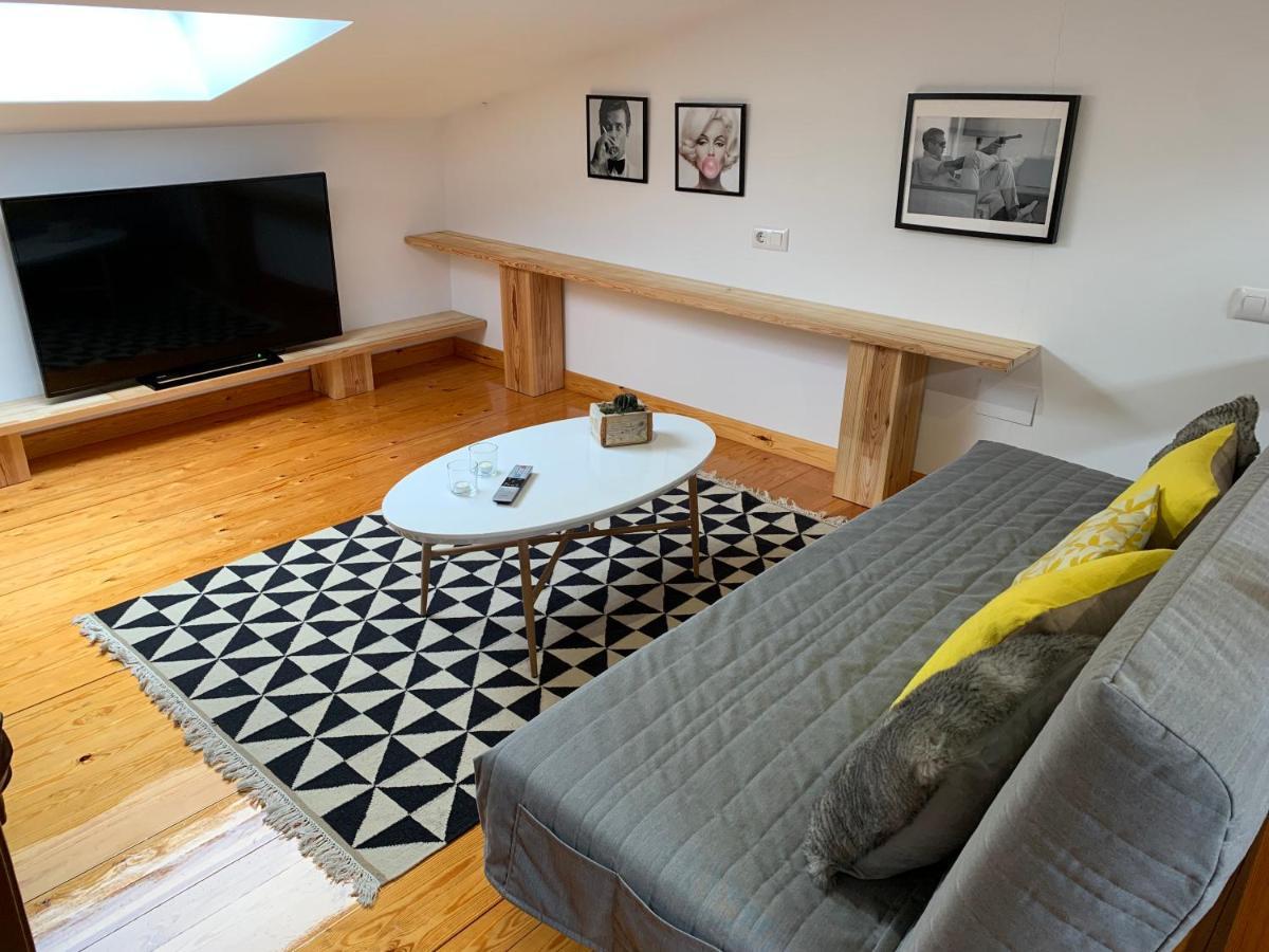 Oktheway Praza Do Conde Apartment Пуентедеуме Екстериор снимка